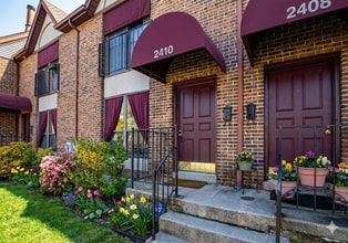 Building Photo - 2410 Grandview Ave
