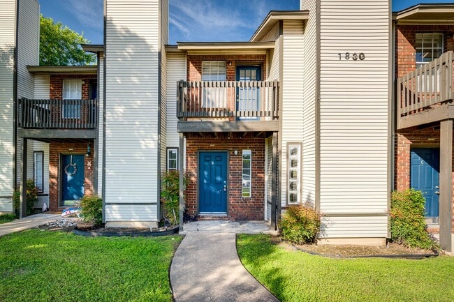 Building Photo - 1830 River Crossing Cir