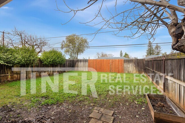 Building Photo - 10193 Crawford Way