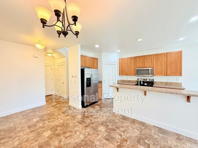 Building Photo - 3326 NW 47th Dr