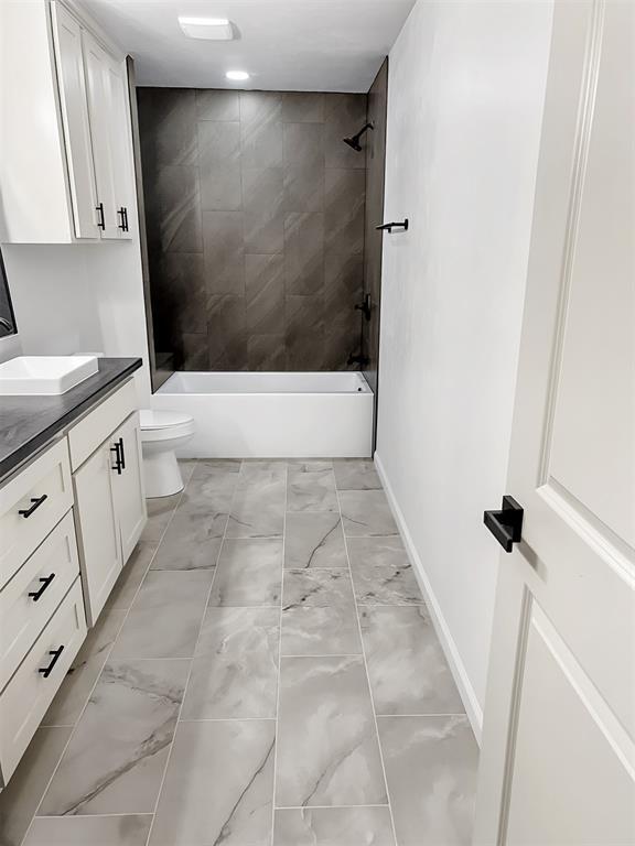 Building Photo - 26218 N 2960 Rd