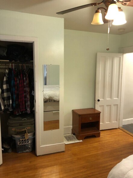 Building Photo - 43 Nichols Ave