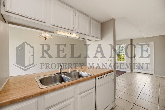 Building Photo - 7302 W Douglas Ave