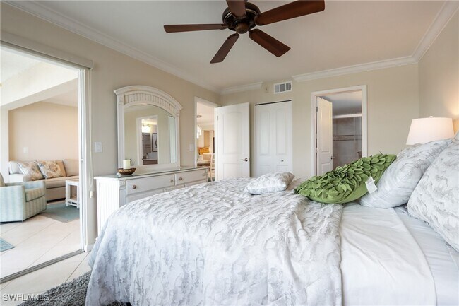 Building Photo - 271 Southbay Dr