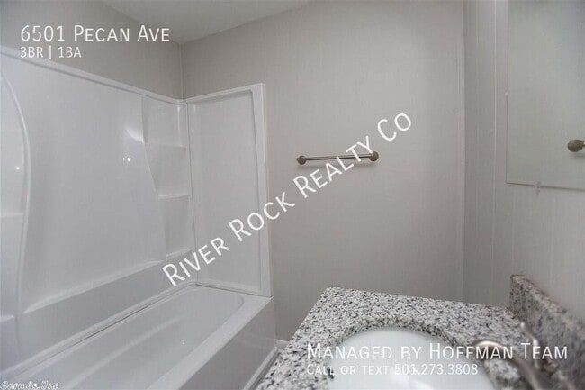 Building Photo - 6501 Pecan Ave