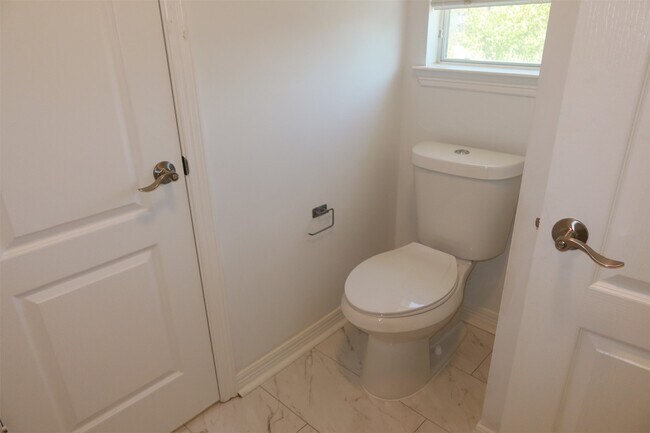 Building Photo - 12211 Summerland Ridge Ln