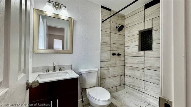 Building Photo - 4111 Page Ave