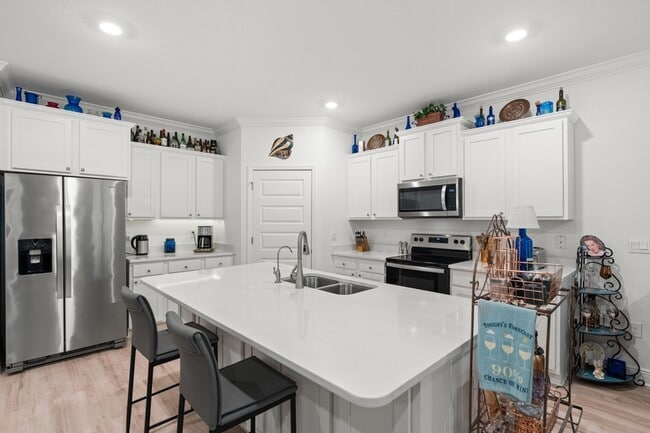 Building Photo - 157 JRS Wy