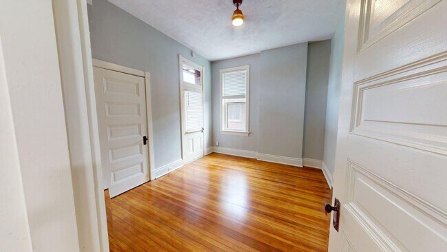 Building Photo - 3517 Magnolia Ave