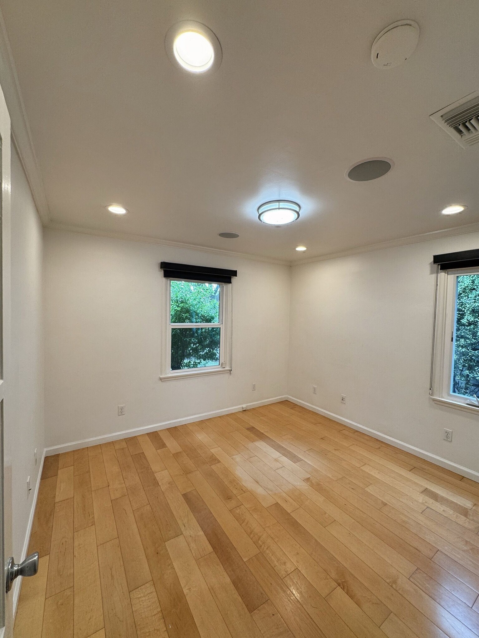 Building Photo - 2237 21st St