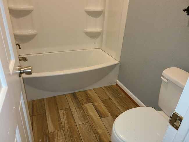 Building Photo - 6452 Dillard Pl