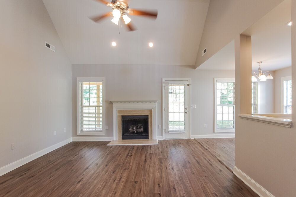 Building Photo - 1052 Enderbury Dr