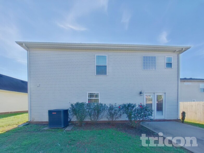 Building Photo - 916 Coolidge Ct
