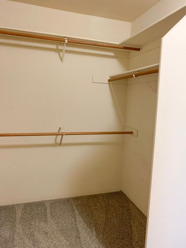 Building Photo - 2 Bedroom / 2.5 Bath Condo in Ridgemark