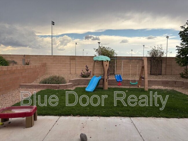 Building Photo - 7312 Valle Cantero Ln NW