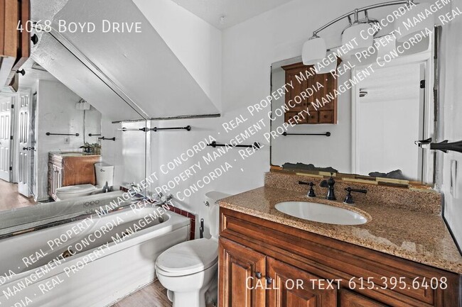 Building Photo - 4068 Boyd Dr