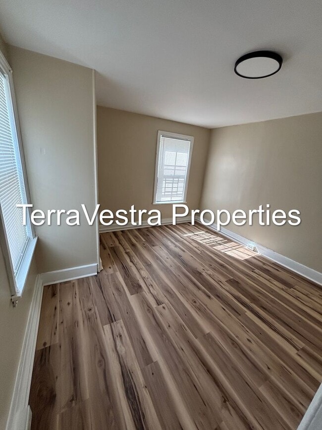 Building Photo - 2 Bed Single Family in Salem! Eligible for...