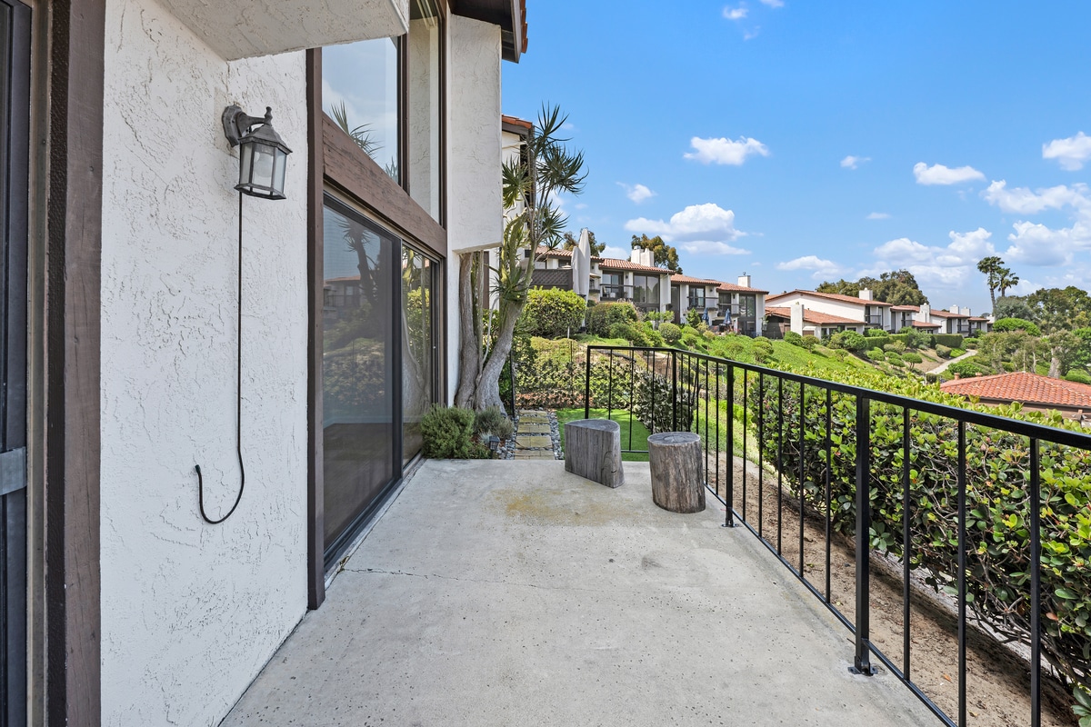 Building Photo - 1047 Santa Helena Park Ct
