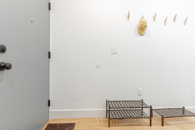 Building Photo - 1255 Decatur St