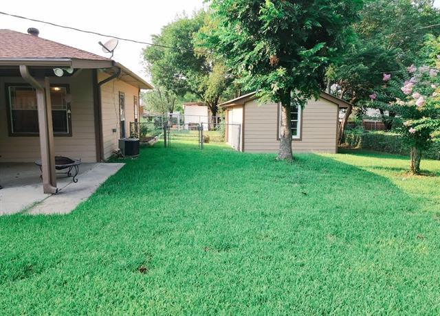 Building Photo - 518 Harn Dr