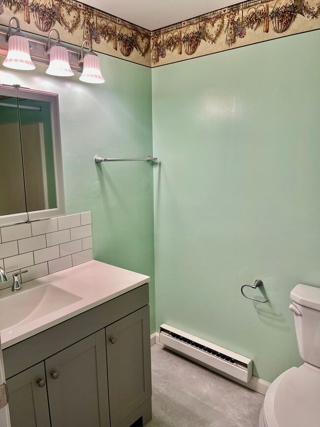 Building Photo - 8430 Fathom Dr