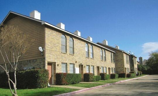Primary Photo - Patito Place Townhomes