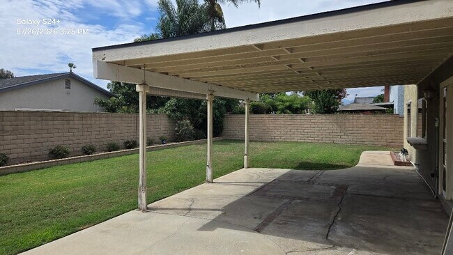 Building Photo - 13678 San Juan Ct