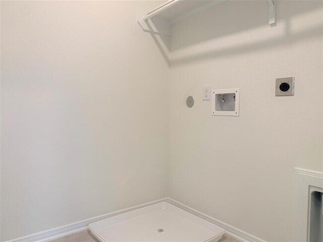 Building Photo - 1215 Painted Bunting Dr