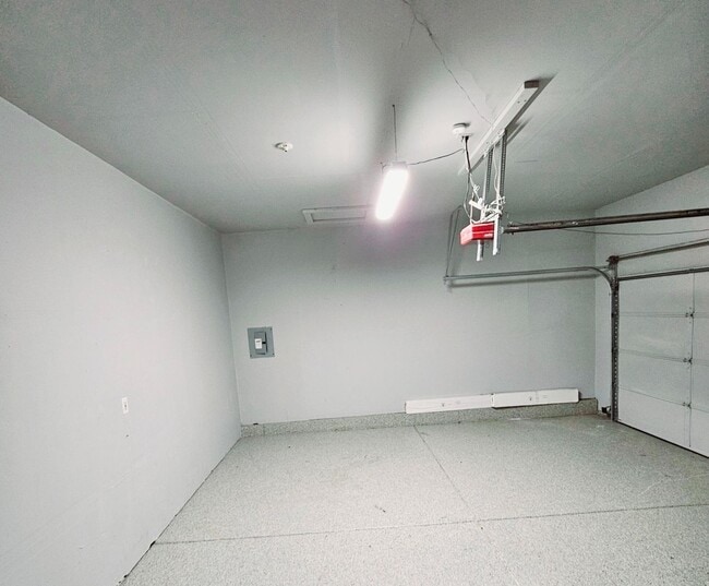 Building Photo - 8224 Horn Run Rd