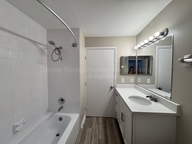 Building Photo - 7305 Marseille Cir