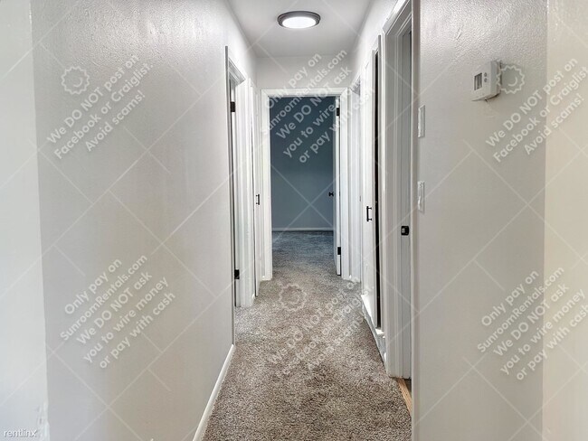 Building Photo - 3 br, 1 bath House - 5535 S Boston Pl