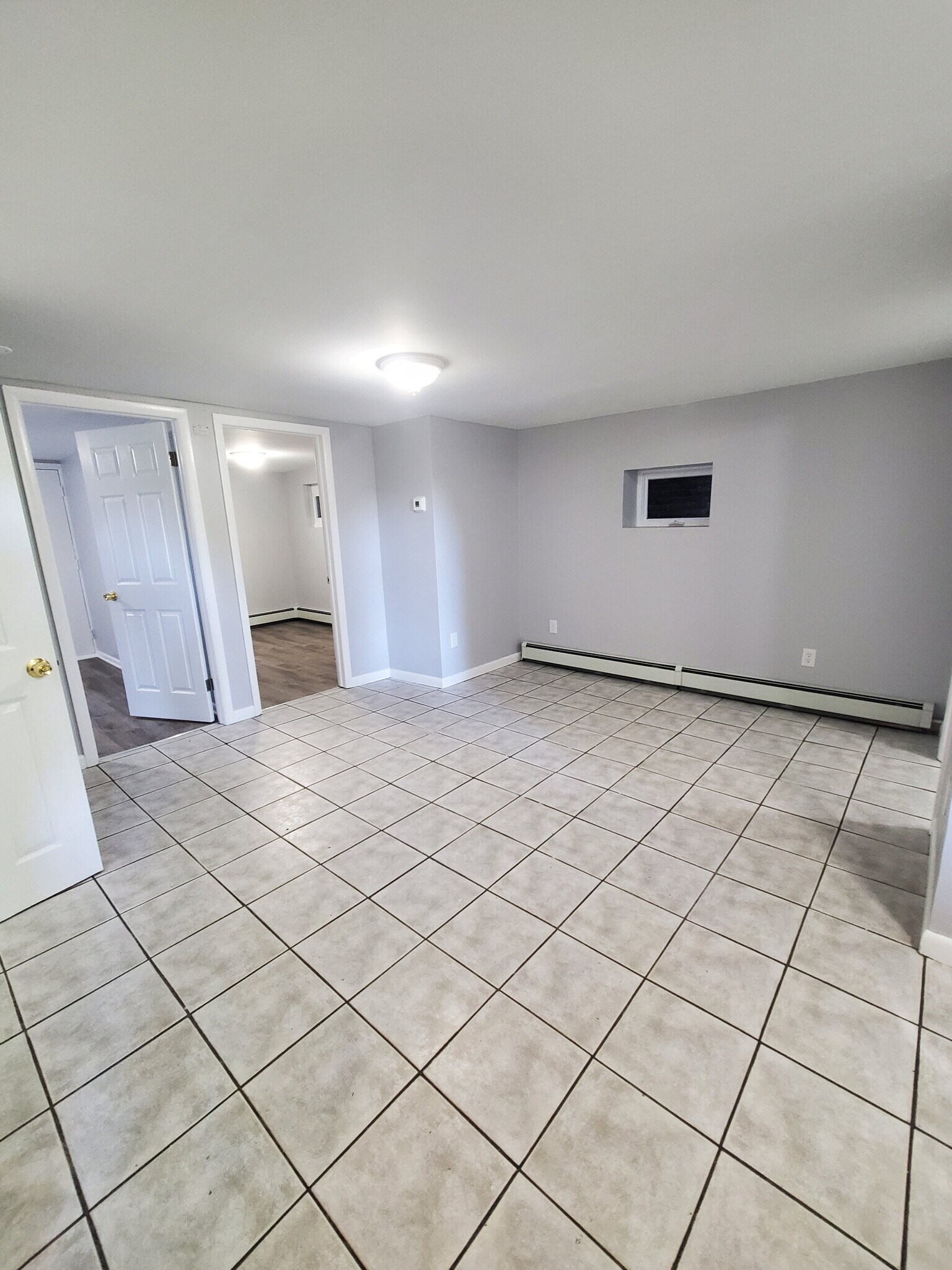 Building Photo - 217 3rd St