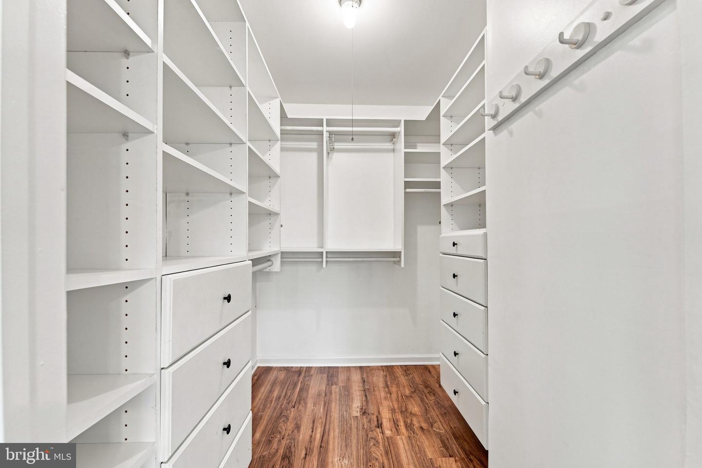 Building Photo - 903 Lindsey Ct