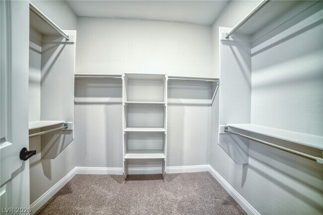 Building Photo - 36 Stone Blf Ln