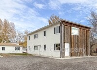 Building Photo - 857 N 4th St