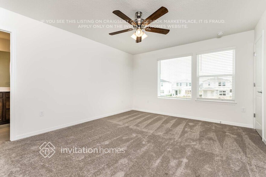 Building Photo - 16372 Grey Pne Dr