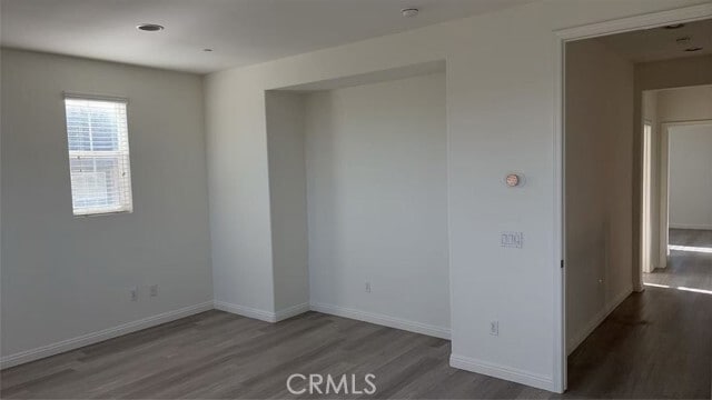 Building Photo - 1312 Macneil Dr