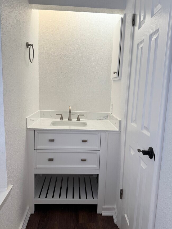 Building Photo - 13508 Fawnwood St