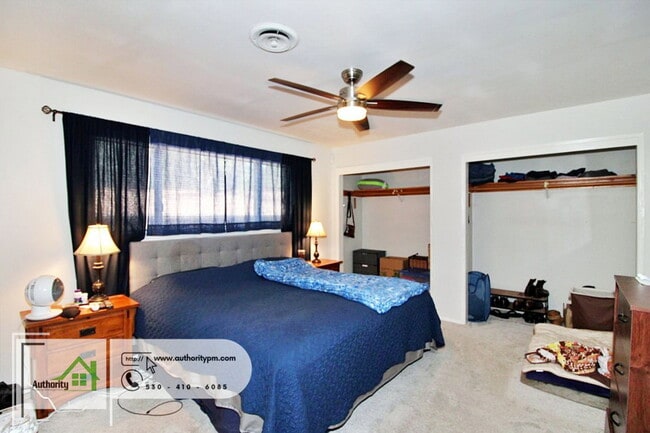 Building Photo - 4548 Pensacola St