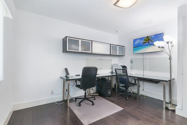 Building Photo - 147 Golden Beach Dr