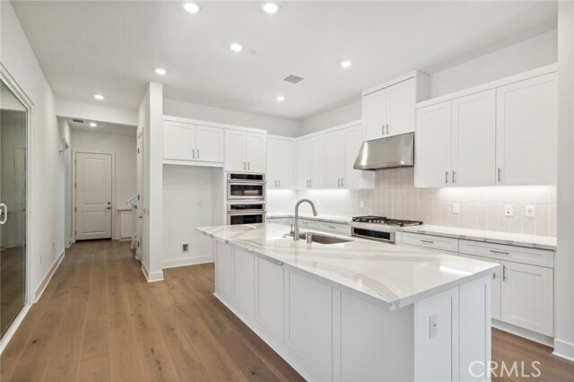 Building Photo - 126 Carmine