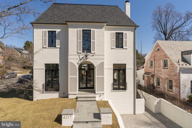 Building Photo - 4217 46th St NW