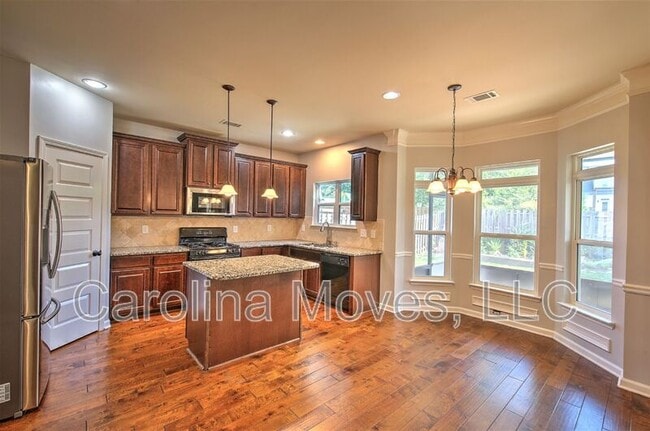 Building Photo - 209 Cameron Creek Ln