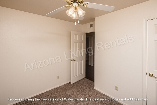 Building Photo - VALUE MEETS COMFORT!