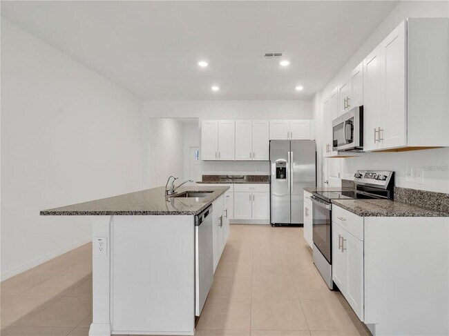 Building Photo - 9405 Cannon Bch Dr