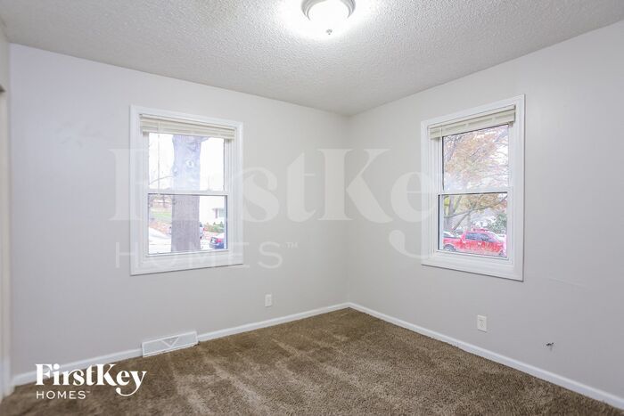 Building Photo - 7801 NE 51st St