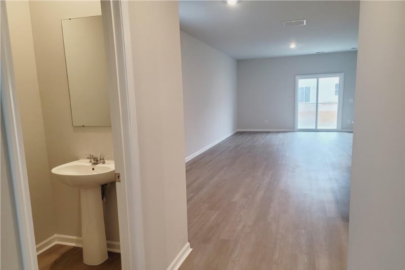 Building Photo - 145 Franklins Walk