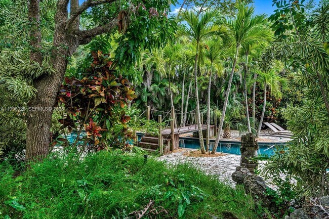 Building Photo - 186 Edgewater Dr