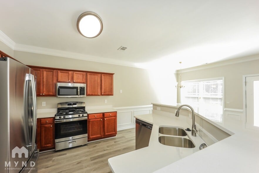 Building Photo - 3470 Oakleaf Pass