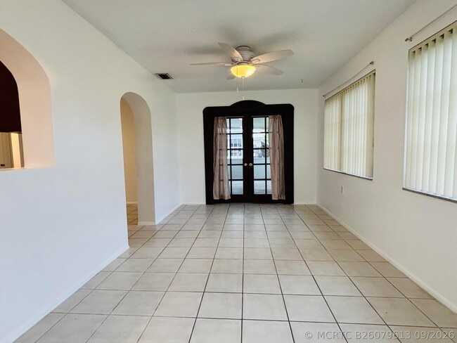 Building Photo - 5611 NW 49th Terrace